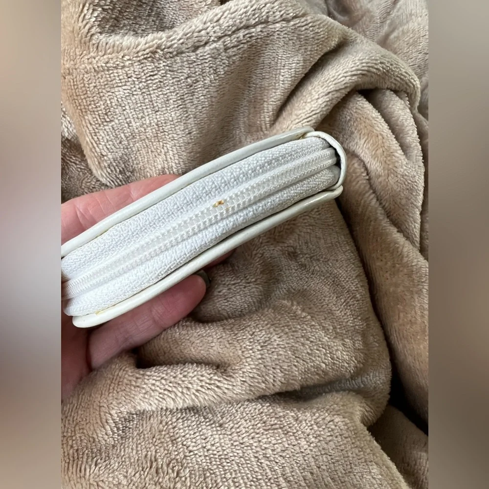 Vintage Gucci Micro GG Monogram Coin Pouch - Picture 5 of 9